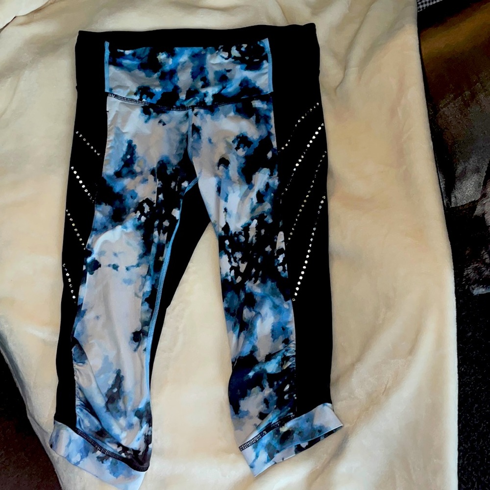 Lululemon capris athletic pants size 8